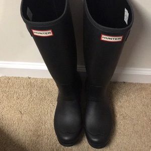Black Hunter boots